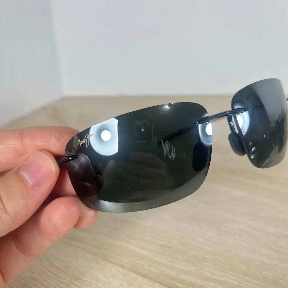 Maui Jim Breakwall MJ-422-02 MJ Sport Sunglasses Black READ DESC 63-13-127
